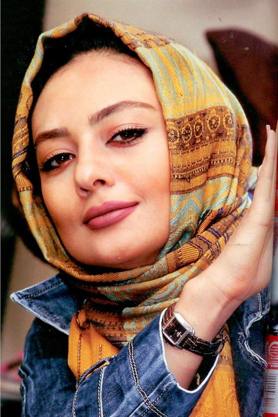 http://www.seemorgh.com/uploads/1392/08/Yekta%20Naser1.jpg