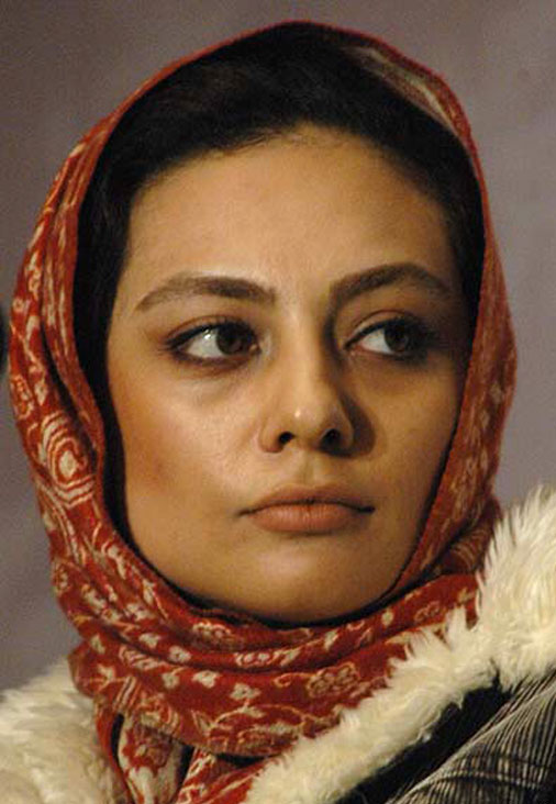 http://www.seemorgh.com/uploads/1392/08/Yekta%20Naser2.jpg