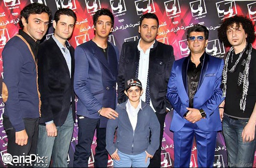 http://www.seemorgh.com/uploads/1392/08/farzad%20farzin3.jpg