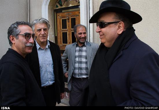 http://www.seemorgh.com/uploads/1392/09/mehrjooe1.jpg