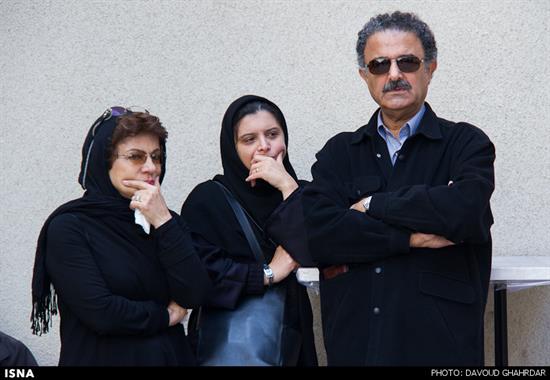 http://www.seemorgh.com/uploads/1392/09/mehrjooe5.jpg