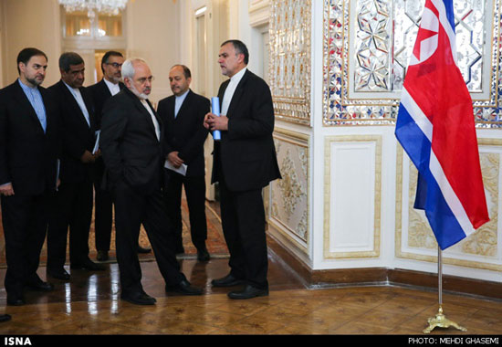 http://www.seemorgh.com/uploads/1393/10/zarif23.jpg