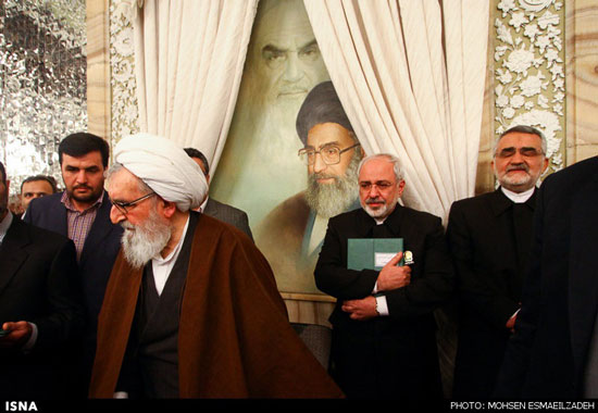 http://www.seemorgh.com/uploads/1393/10/zarif30.jpg
