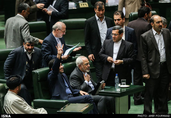 http://www.seemorgh.com/uploads/1393/10/zarif34.jpg