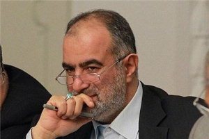 رئیس جمهور نه محل زندگی خود را تغییر داده و نه محل کار خود را ترک کرده