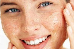 لایه برداری پوست صورت با چند ماسک طبیعی