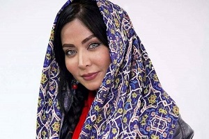 عکس جالب فقیهه سلطانی با سبیل و کلاه !!