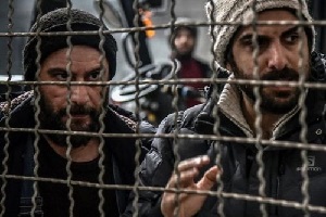 نگاهی به فیلم معکوس ساخته پولاد کیمیایی + عکس