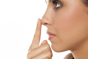 کوچک کردن بینی بدون عمل زیبایی چطور ممکن است؟