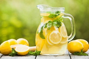 خواص شربت نعنا از درمان خروپف تا کاهش استرس