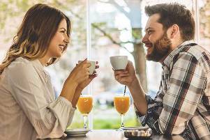 اولین قرار ملاقات عاشقانه تان اگر این نشانه ها را دارد، ترکش کنید!!
