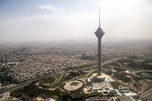 سرپرست برج میلاد: من را خائن خواندند
