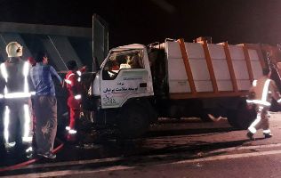 تصادف مرگبار کامیون‌ها در بزرگراه همت