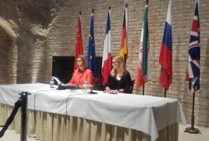 قرائت بیانیه پایانی نشست وزیران خارجی ایران و 1+4 توسط موگرینی