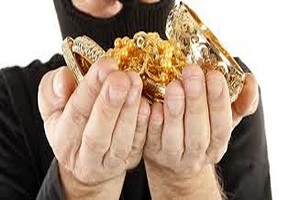 سرقت از منزل خاله با پوشش زنانه