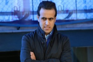 جنگ و دعوا در بازی ملوان و سپیدرود؛ چرا علی کریمی سپیدرود را بیرون کشید؟