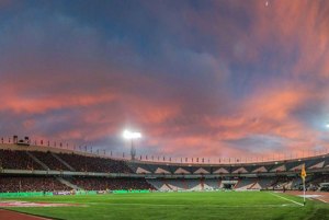 بازی استقلال و پرسپولیس در آزادی برگزار نمی شود!!