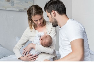 آغوز چیست؟ آیا آغوز خطرناک است و باعث زردی نوزاد می  شود؟