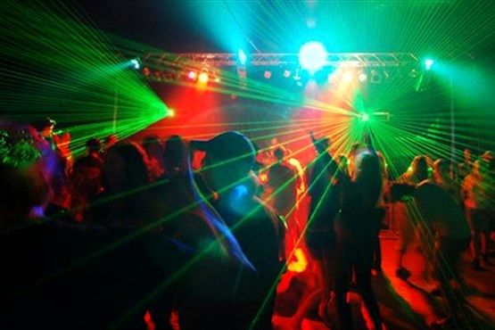 دستگیری تعدادی زن و مرد در پارتی شبانه