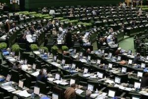 غیبت دولتی‌ ها، مجلس را از راس امور خارج کرد!