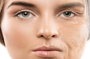 ۹ نشانه‌ ای که سن واقعی زنان را برملا می‌ کنند
