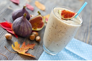 برای کمک به سلامت گوارش‌تان شیر انجیر بخورید