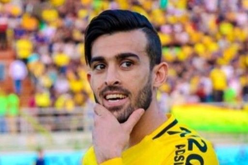 هافبک سابق استقلال: قهرمانی پرسپولیس احمقانه است