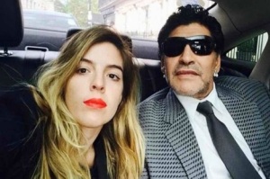 شکایت دختر مارادونا از پزشک پدرش بخاطر قتل غیرعمد!