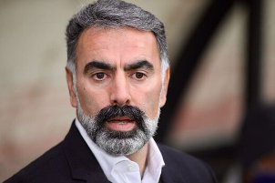 تصمیمات عجیب محمود فکری که باعث تضعیف استقلال شده است