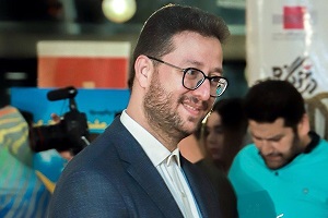 همسر داور عصرجدید: قلم های زهرآگین خانواده ما را هدف گرفته! + عکس