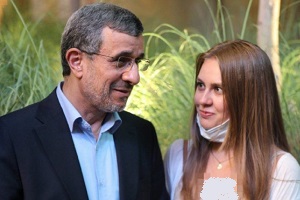 عکس های جنجالی احمدی نژاد در نمایشگاه اکسپو 2020 دبی