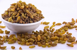 کودکتان را به کشمش خوردن عادت دهید