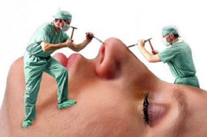 عمل های زیبایی حتما تحت نظر پزشک انجام شود