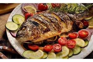 با جای دادن ماهی در رژیم غذایی خود به هوشیاری مغزتان کمک کنید