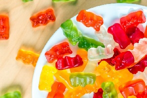 پاستیل و عوارض خوردن آن + میزان قند و پروتئین موجود در پاستیل