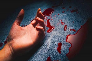 قتل با ضربات متعدد چاقو به خاطر گوشی موبایل!