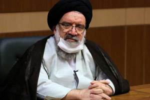 انتقادات تند احمد خاتمی از حسن خمینی و همتی