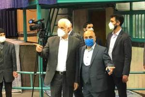 اعتراض به مهرعلیزاده حین رای دادن در جماران