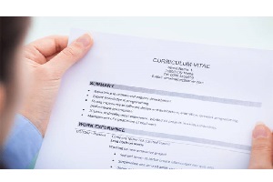 سی وی چیست؟ 8 مرحله نوشتن یک سی وی متمایز