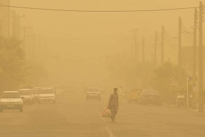 توفان در سیستان هزاران نفر را راهی بیمارستان کرد 
