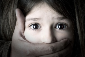 پنج روایت هولناک از آزار جنسی پنج دختر بچه