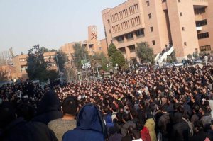 توضیح وزارت علوم درباره ممنوع‌ الورودی دانشجویان