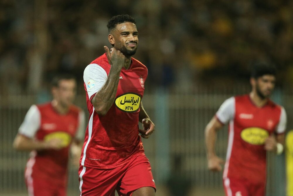 مهاجم پرسپولیس یک قاتل تمام عیار!
