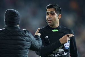 تصمیم بی سر و صدا درباره داور پراشتباه بازی پرسپولیس و صنعت نفت آبادان