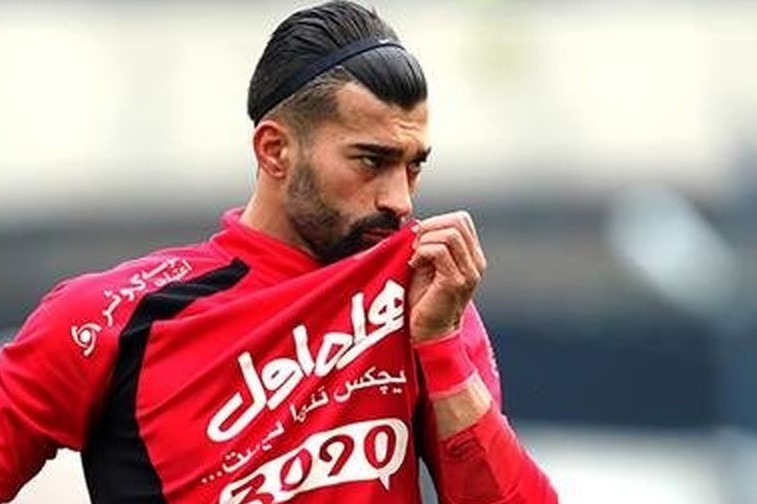 مذاکره با بمب نقل و انتقالات پرسپولیس؛ قرارداد با رامین رضاییان
