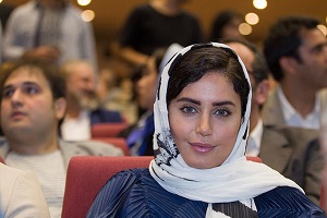 الناز شاکردوست برنده دومین تندیس بهترین بازیگر هفدمین جشن حافظ