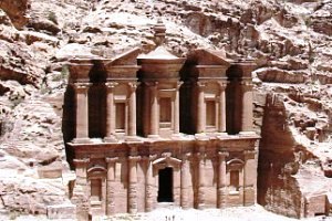 شهری که جن ها آن را ساخته اند!! عکس