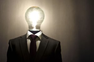 عکس بی نظیر از بیرون ریختن چای در سرمای 40 درجه زیر صفر