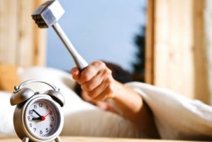 مغز چگونه ما را از خواب بیدار می کند؟