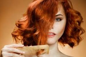 قوی ترین نرم کننده برای موهای فر و رنگ شده کدام است؟